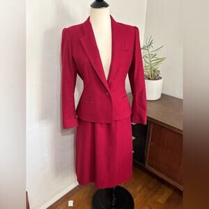 Vintage Early 80s Sasson Vibrant Red Wool Skirt Suit Red Power Blazer SZ 10/11